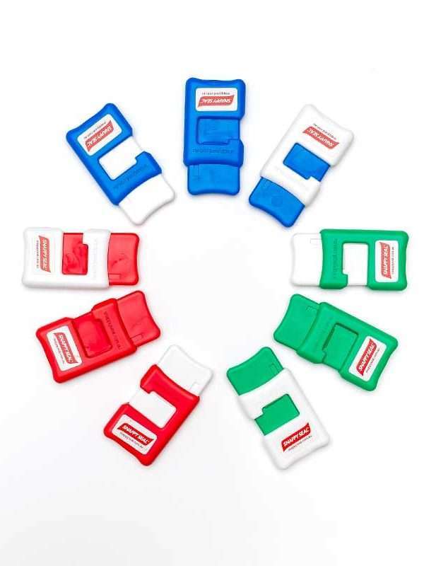 Snappy Seal Australia's Simple Bag Clips. Random Mix Colour. The Simple, Aussie Way to Lock in Freshness!