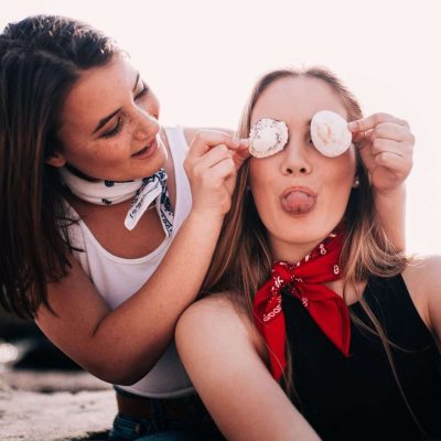 Snappy Seal Clip Lifestyle Happy Cheerful Clips Australia